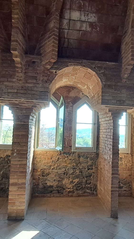 Torre Bellesguard Premio Poesía Jesús Serra