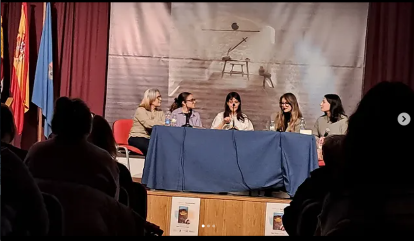 Lana Corujo, Han cantado bingo, Librería Kalifornia, Argamasilla de Alba.